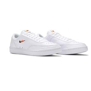 Nike women’s Court Vintage Premium sneakers